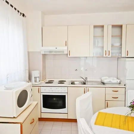 By The Sea Okrug Donji, Ciovo - 6859 Апартаменты Трогир