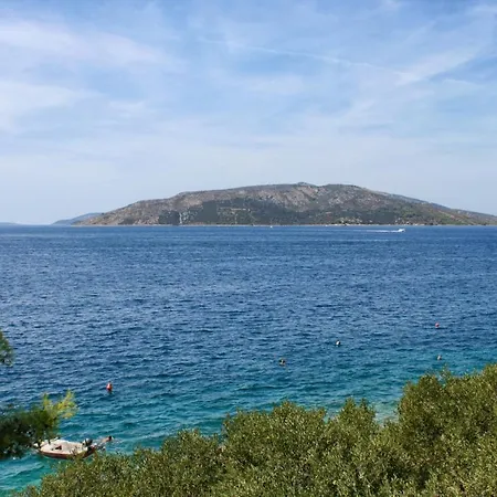 Appartement By The Sea Okrug Donji - Ciovo - 6859 *