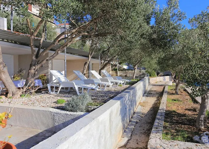 Apartment By The Sea Okrug Donji - Ciovo - 6859 Trogir
