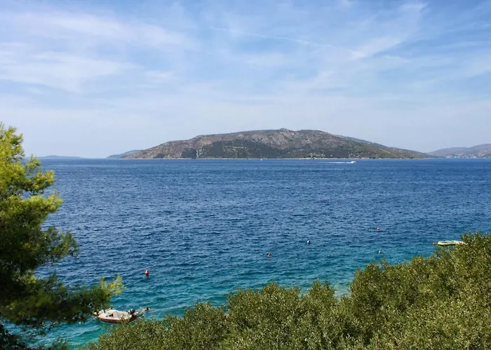 Apartamento By The Sea Okrug Donji - Ciovo - 6859 *